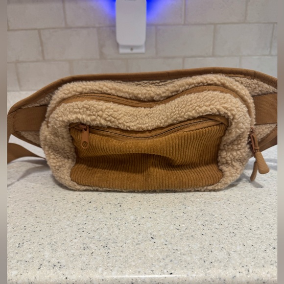 Tan and Cream Women's Fanny Pack Crossbody - Picture 2 of 8